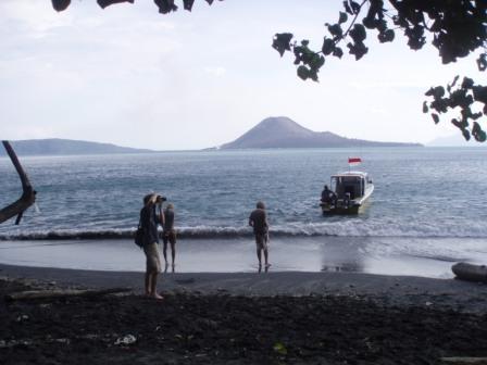 krakatau-krakatoa camping tour